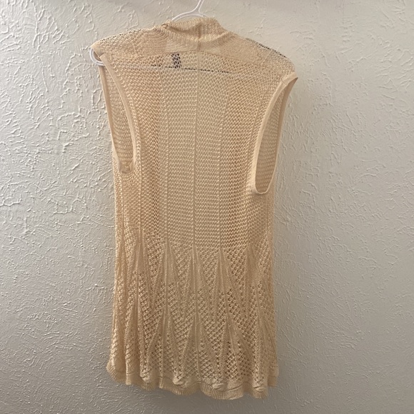 Guess Tan Cabi Knit Sleeveless Sweater - Picture 5 of 7